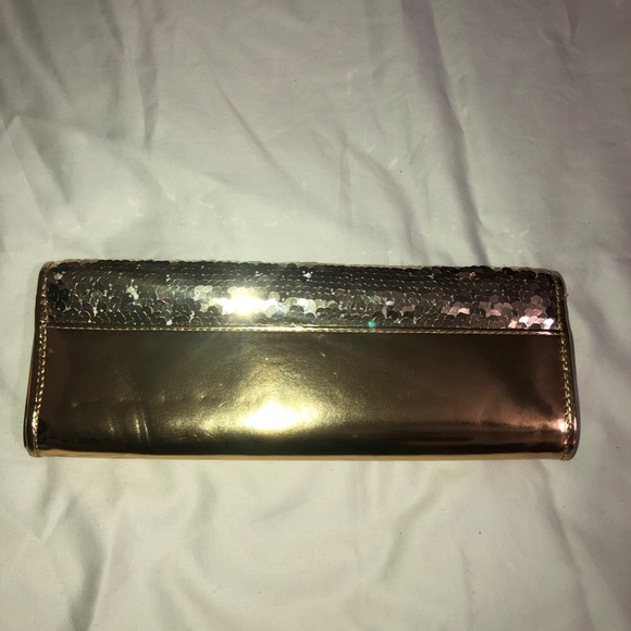 ALDO Gold Sequins Clutch NEW WITH LABEL - Picture 4 of 7